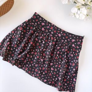 Xhilaration Girls Black Floral Mini Skirt